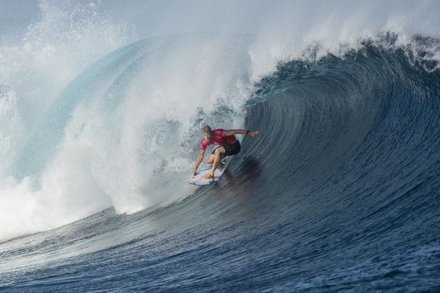 Mick Fanning in the barrel and fully committed in his Round 3 heat against Alejo Muniz in Round 3 of the Fiji Pro.